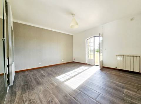 Moradia T4 em Ramalhal, Torres Vedras