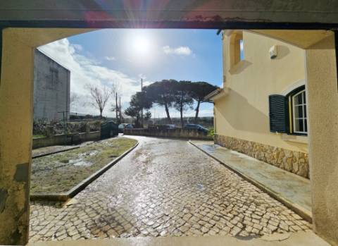 Moradia T4 em Ramalhal, Torres Vedras