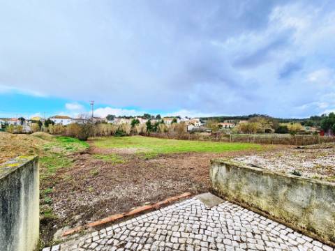 Moradia T4 em Ramalhal, Torres Vedras