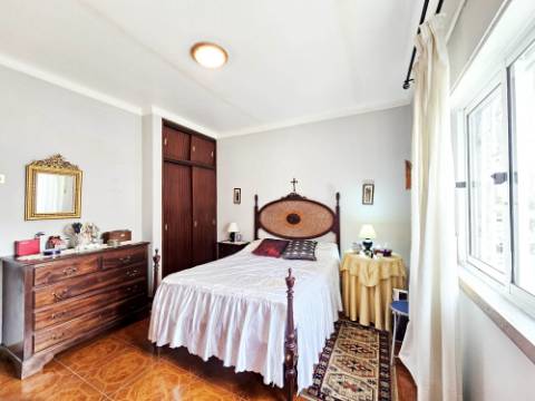 Apartamento T3 no centro de Carcavelos, Cascais