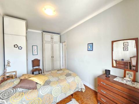 Apartamento T3 no centro de Carcavelos, Cascais