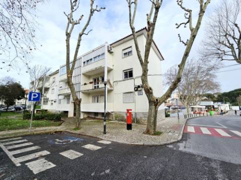 Apartamento T3 no centro de Carcavelos, Cascais