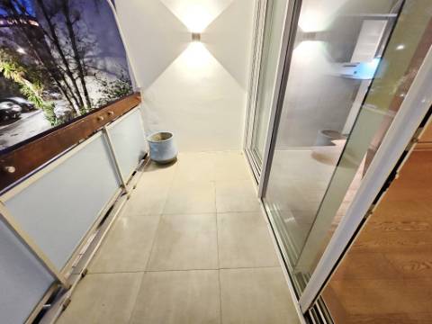 Apartamento T3 com garagem box, na Costa da Guia, Cascais