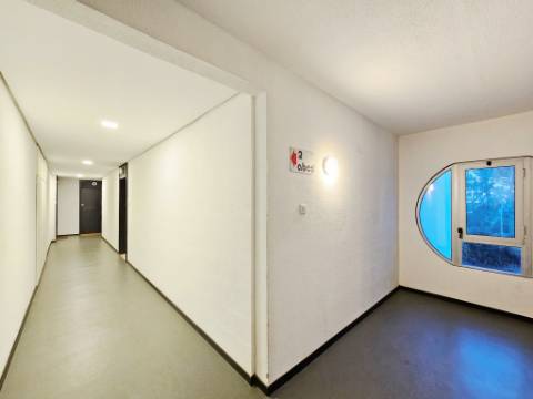 Apartamento T3 com garagem box, na Costa da Guia, Cascais