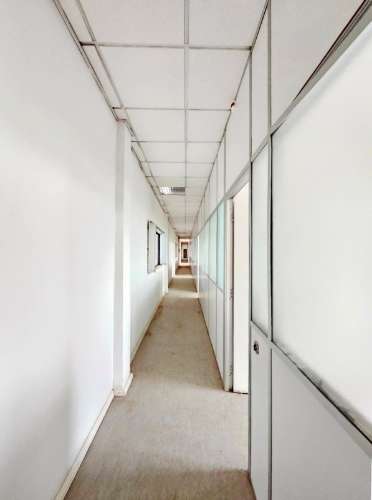 Armazém Industrial com 12.000m2, em Torres Novas, Santarém