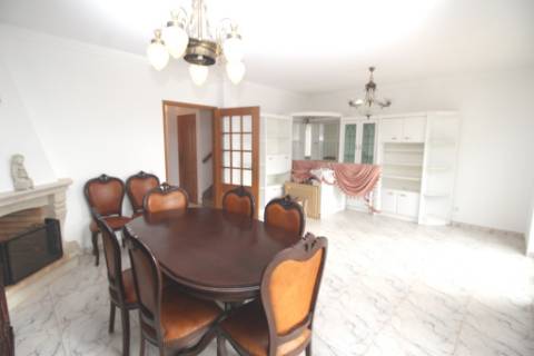 Moradia geminada T3+1 com Terraço - Vila Nova de Cacela