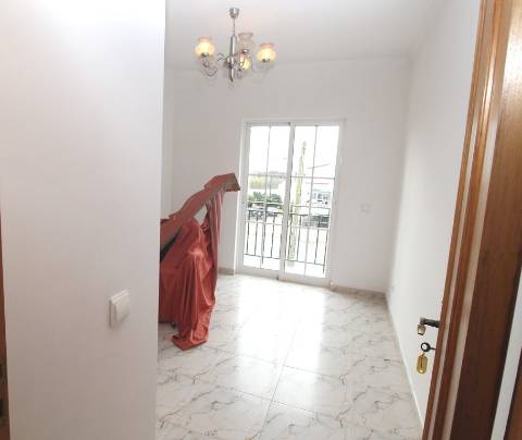 Moradia geminada T3+1 com Terraço - Vila Nova de Cacela