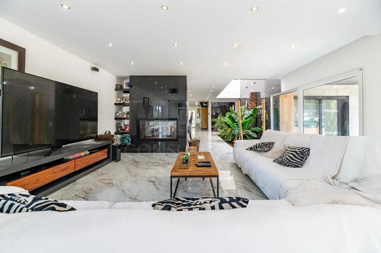 Magnifica moradia T4 na Urbanização Aroeira em Santo Estevão