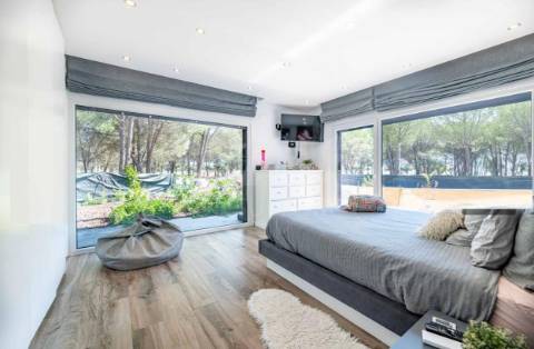 Magnifica moradia T4 na Urbanização Aroeira em Santo Estevão