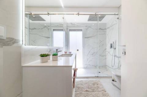 Magnifica moradia T4 na Urbanização Aroeira em Santo Estevão