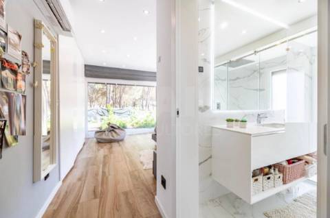 Magnifica moradia T4 na Urbanização Aroeira em Santo Estevão