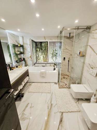 Magnifica moradia T4 com piscina na Urbanização Aroeira, em Santo Estevão