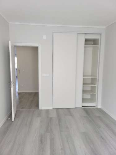 Apartamento T2 Totalmente remodelado em Oeiras