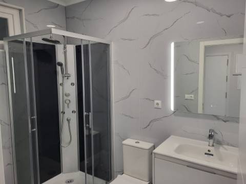 Apartamento T2 Totalmente remodelado em Oeiras
