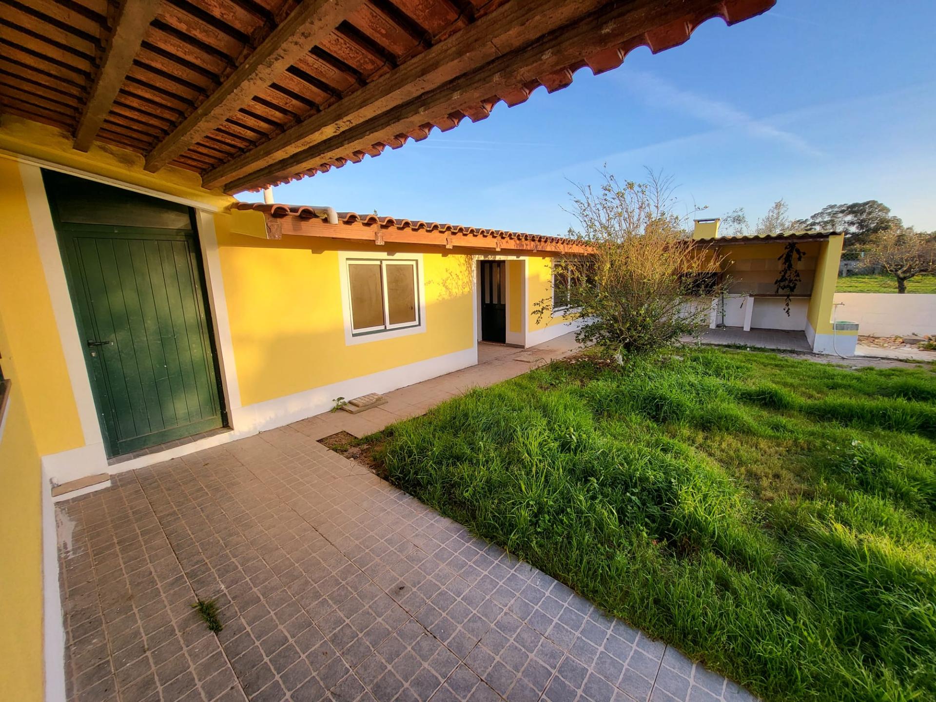 Moradia V3 na Glória do Ribatejo