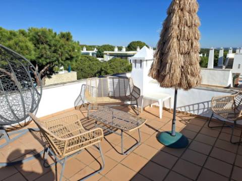 Vista Mar na Praia Verde | Moradia T1+1 a 3 min da praia com terraço