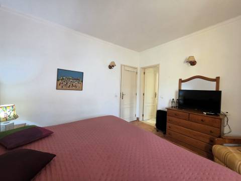 Excelente moradia T2, junto à praia, vista mar na Praia Verde, Algarve - Oportunidade