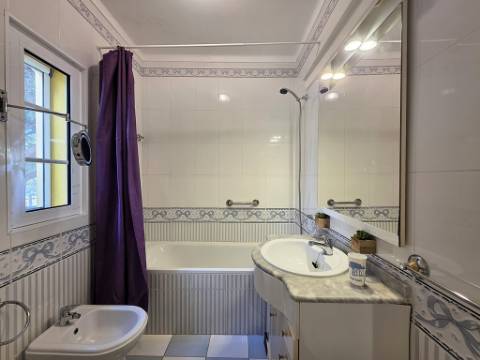 Excelente moradia T2, junto à praia, vista mar na Praia Verde, Algarve - Oportunidade