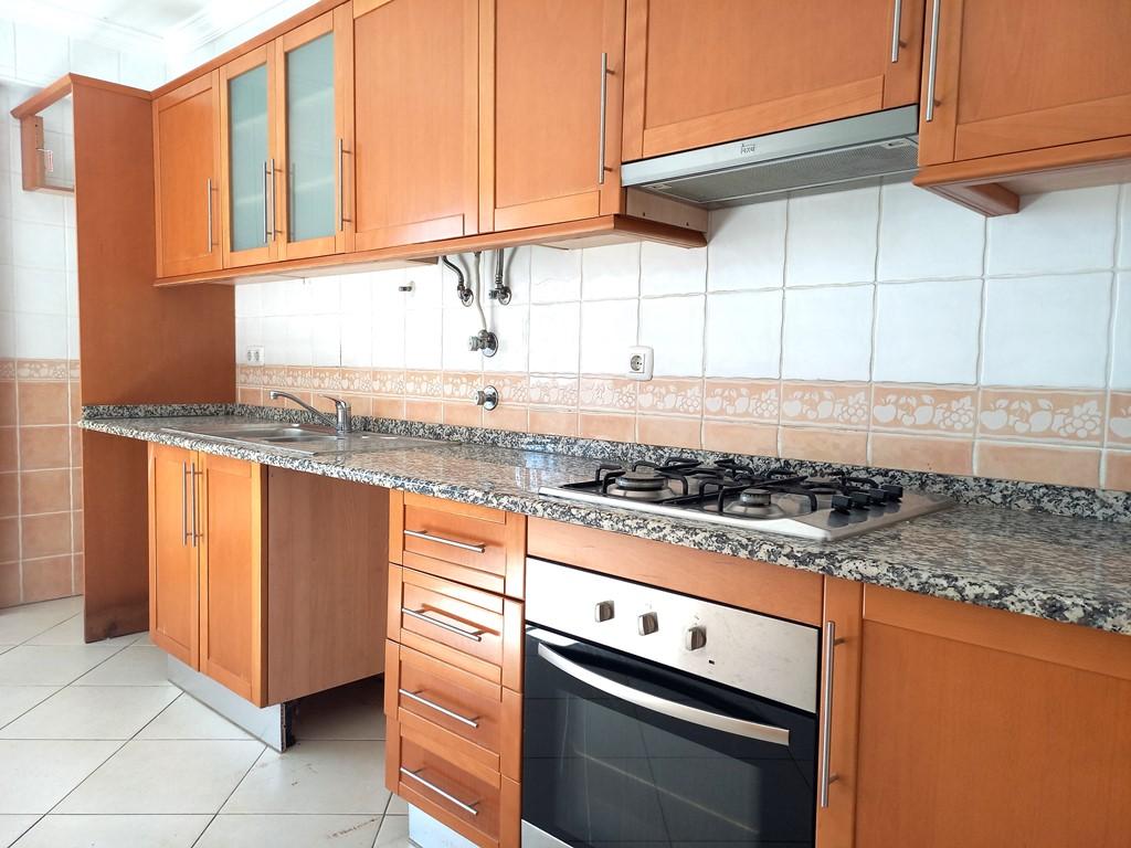 Apartamento T2 com 124,64m2, parqueamento para 2 viaturas, no centro de Tavira, Algarve