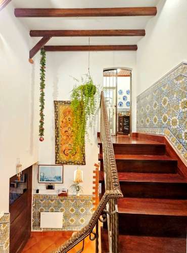 Requintada moradia T6, lote 651m2, em São Domingos de Rana, Cascais