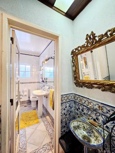 Requintada moradia T6, lote 651m2, em São Domingos de Rana, Cascais