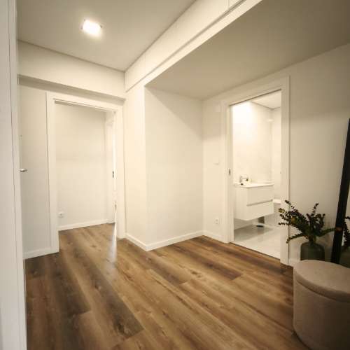 Apartamento T3, Totalmente Remodelado, em Benfica - Lisboa