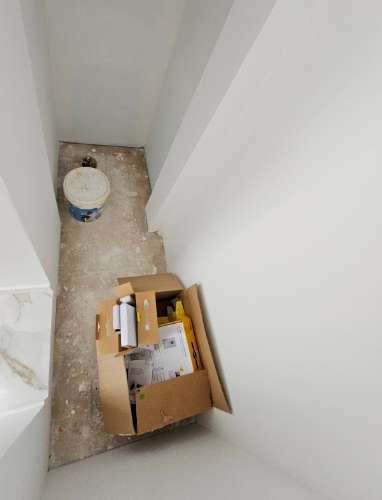 Loja com excelente visibilidade, no centro da Parede, Cascais