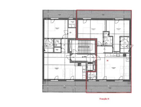 Apartamento T2 novo, varandas, terraço no topo, parqueamento para 1 viatura