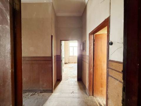 Apartamento T5 duplex, frente marina, na Figueira da Foz