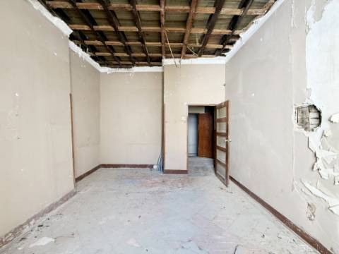 Apartamento T5 duplex, frente marina, na Figueira da Foz