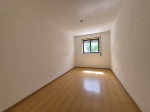 Apartamento T2 na Ameixoeira