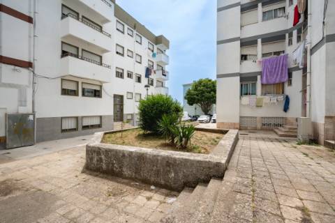 Apartamento T2 na Arroja, Odivelas