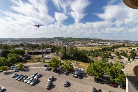 Apartamento T2 em Santa Iria da Azóia