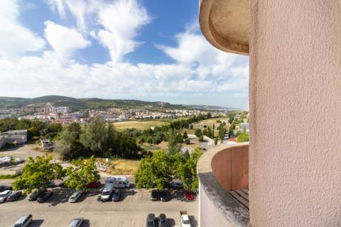 Apartamento T2 em Santa Iria da Azóia