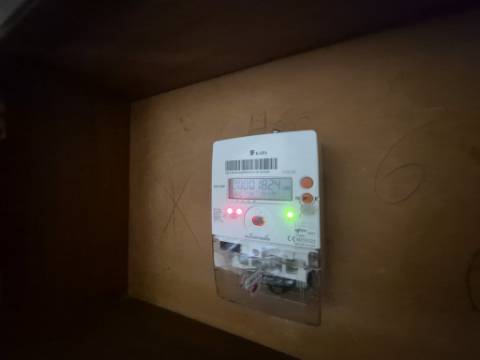Apartamento T3 para renovar no Carregado