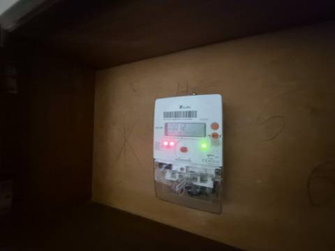 Apartamento T3 para renovar no Carregado