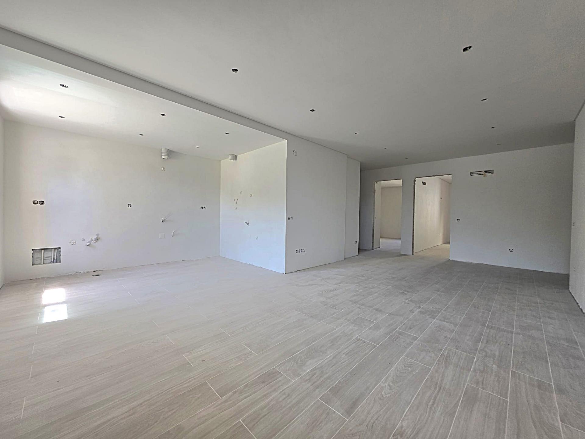 Apartamento T3 Moderno com Estacionamento