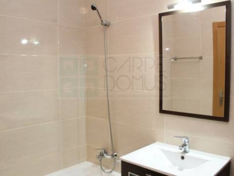 Apartamento T1 para Arrendamento Anual em Tavira - Conforto e Tranquilidade