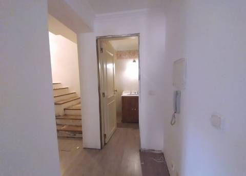 Moradia T5 Bi-familiar em Albarraque, Rio de Mouro