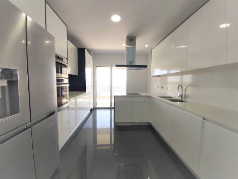 Apartamento - T3 Novo com Box para 2 carros | Colinas do Cruzeiro, Odivelas