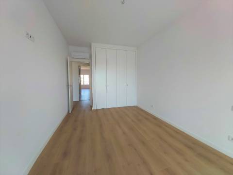 Apartamento - T3 Novo com Box para 2 carros | Colinas do Cruzeiro, Odivelas