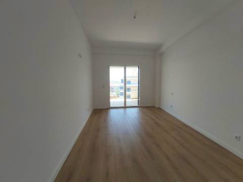 Apartamento - T3 Novo com Box para 2 carros | Colinas do Cruzeiro, Odivelas