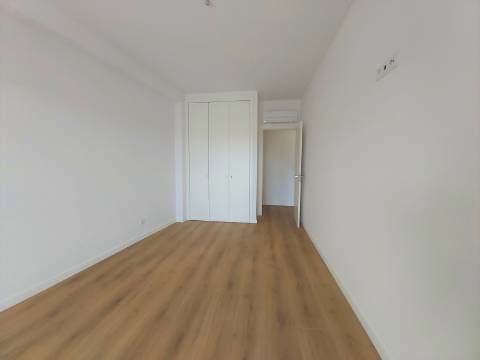 Apartamento - T3 Novo com Box para 2 carros | Colinas do Cruzeiro, Odivelas