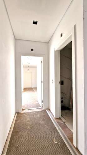 APARTAMENTO T3 NOVO - CONDOMINIO FECHADO - PISCINA - BOX - LOURES