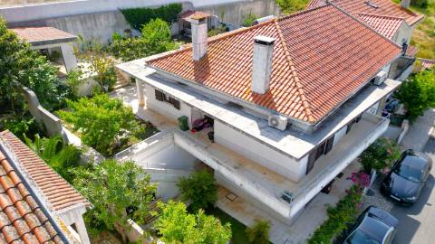 Moradia V4 - Bairro de Santa Maria - Loures.