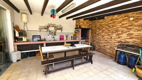 Moradia V4 - Bairro de Santa Maria - Loures.