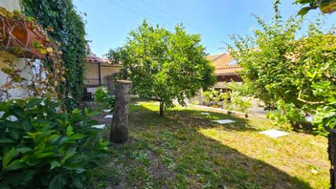 Moradia V4 - Bairro de Santa Maria - Loures.