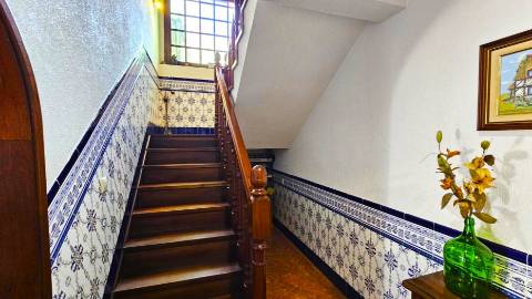 Moradia V4 - Bairro de Santa Maria - Loures.