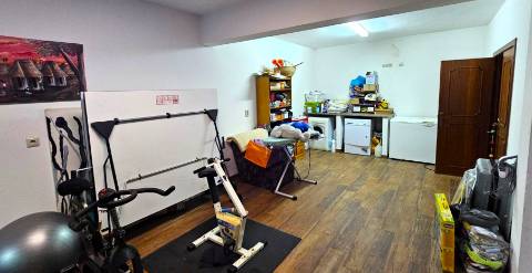 Moradia V4 - Bairro de Santa Maria - Loures.