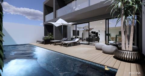 Moradia T5 para venda em Loures - acabamentos de luxo - 4 pisos com elevador - piscina aquecida